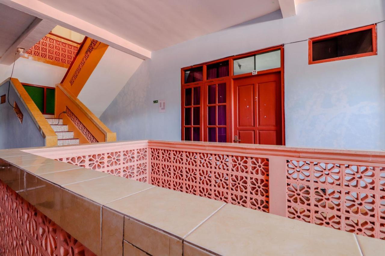 Hotel Kukup Indah Kemadang Екстер'єр фото
