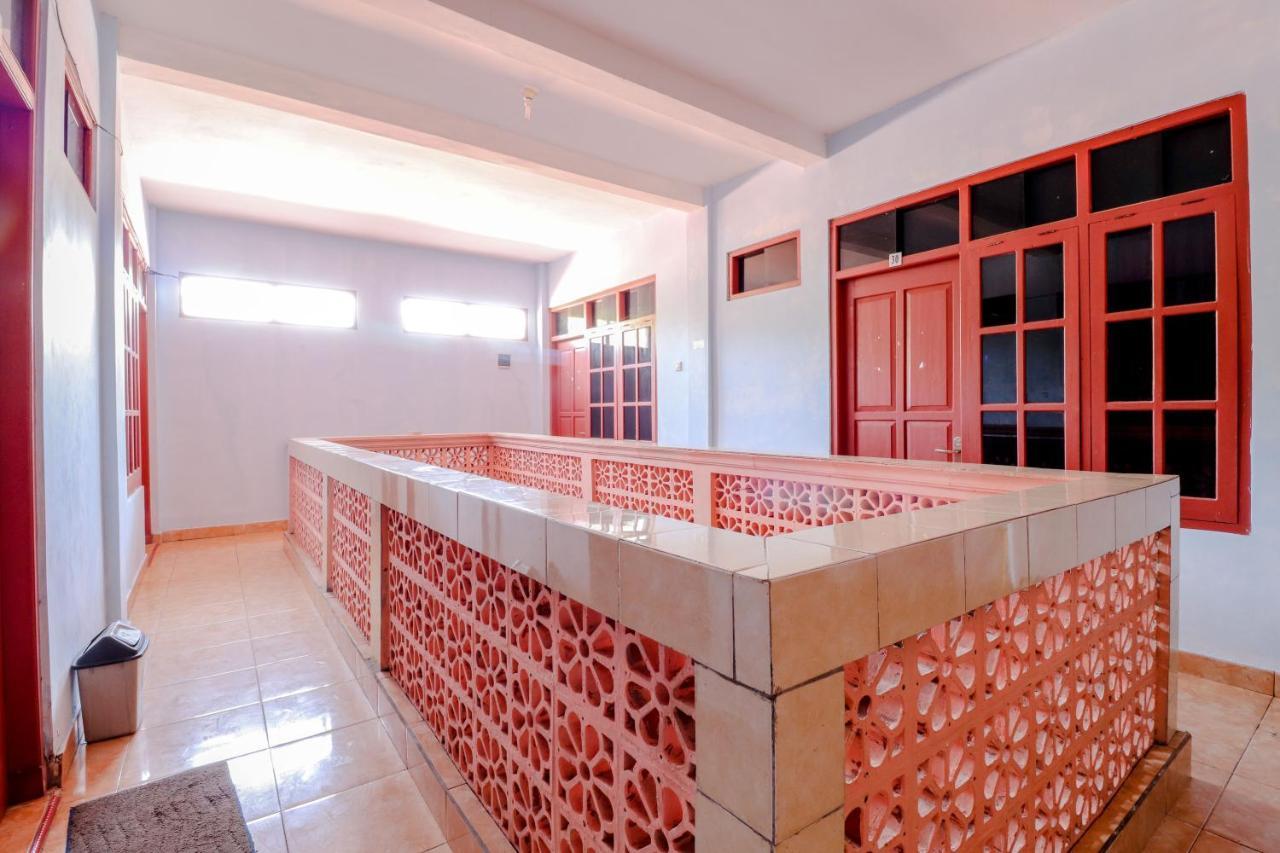 Hotel Kukup Indah Kemadang Екстер'єр фото